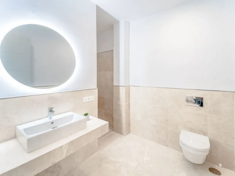 Newly built contemporary villa, finished on two floors plus basement, plus roof top, accessible by stairs and elevator. It is located in a natural environment, surrounded by golf and mountain, providing nice open views to those, panoramic sea view from th
