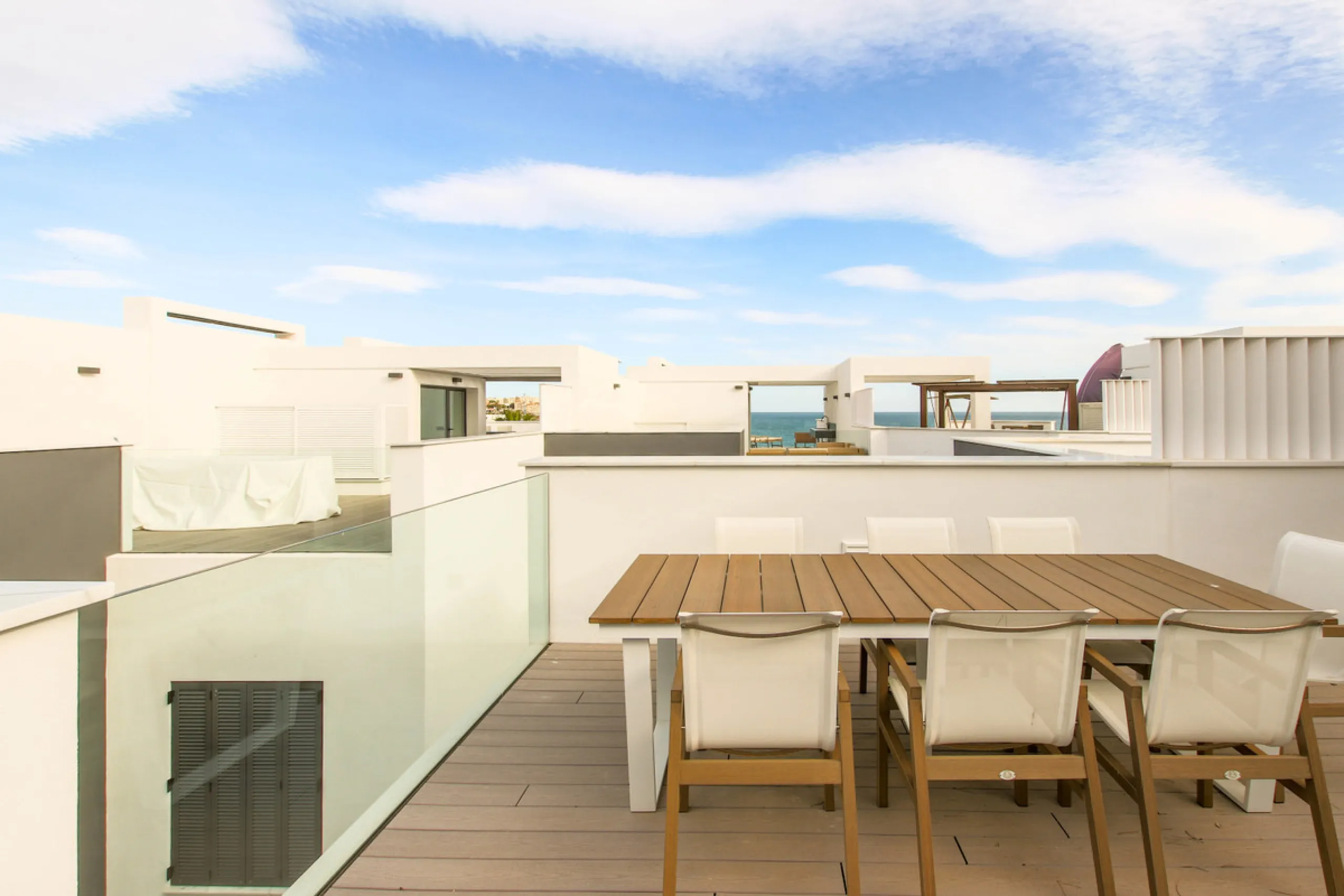 TOWNHOUSE IN FIRST LINE OF THE BEACH, ESTEPONA