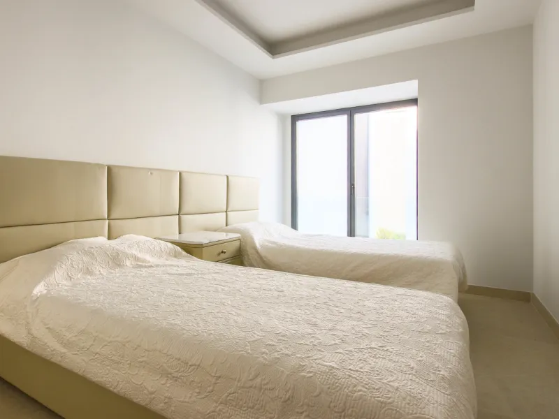 TOWNHOUSE IN FIRST LINE OF THE BEACH, ESTEPONA