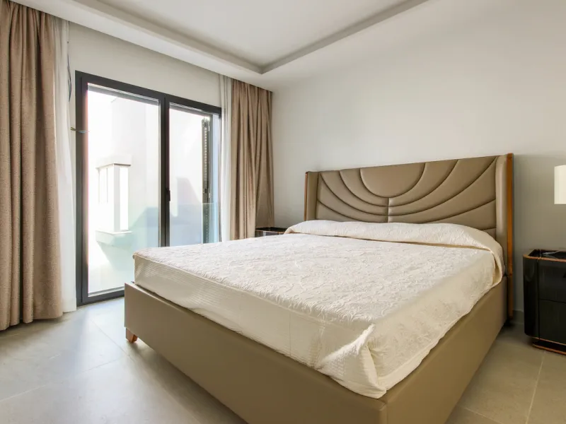 TOWNHOUSE IN FIRST LINE OF THE BEACH, ESTEPONA