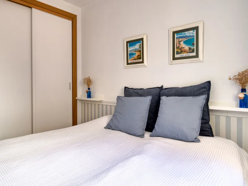 Gut gepflegte Etagenwohnung mit sonniger Terrasse in der Nähe des Bahnhofs El Pinillo in Torremolinos