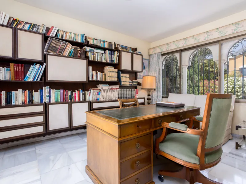 7 bedroom villa in Nagueles, Marbella Golden Mile