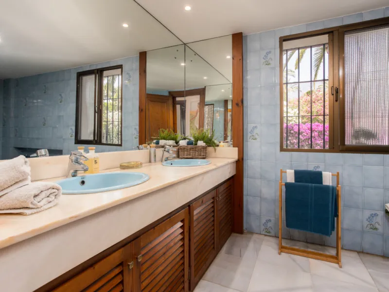 7 bedroom villa in Nagueles, Marbella Golden Mile