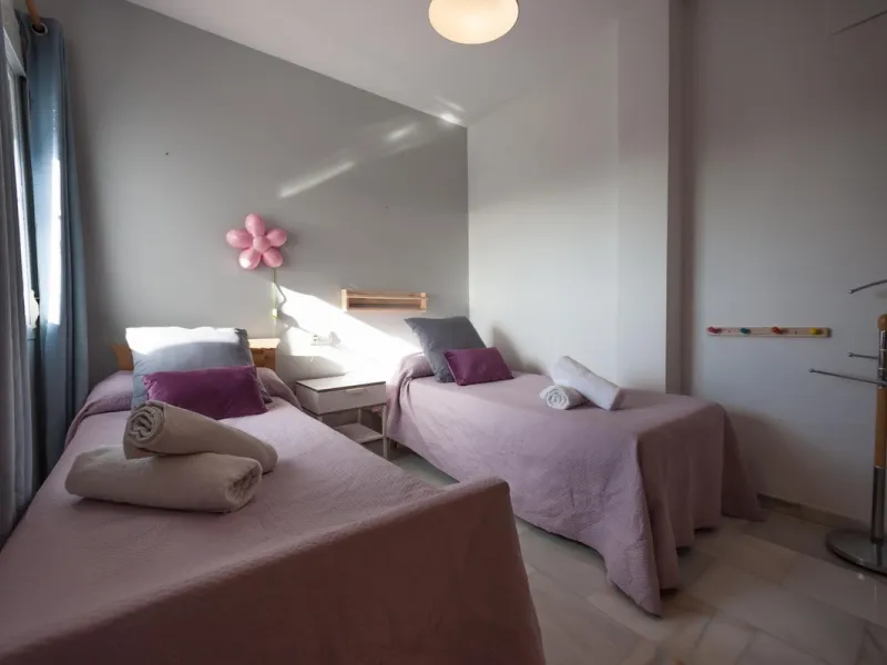 GREAT OPPORTUNITY! Bright and spacious house located in the sought after area of Puerto Blanquillo in Frigiliana, with un interrupted views over the valley towards Nerja and the Mediterranean Sea. The house is on a corner plot and has two independent entr