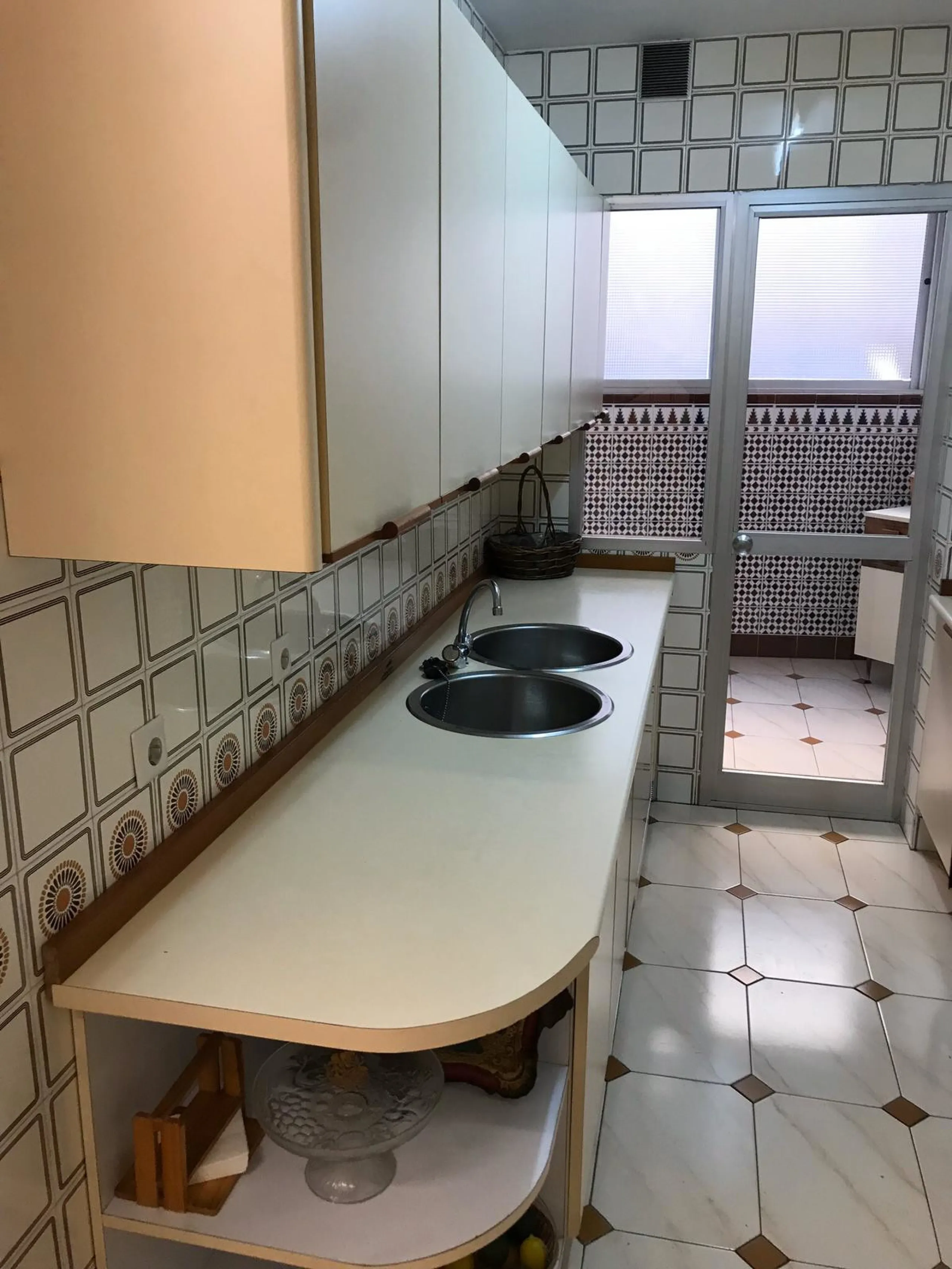 Middle Floor Apartment, Málaga East beachfront, Costa del Sol.