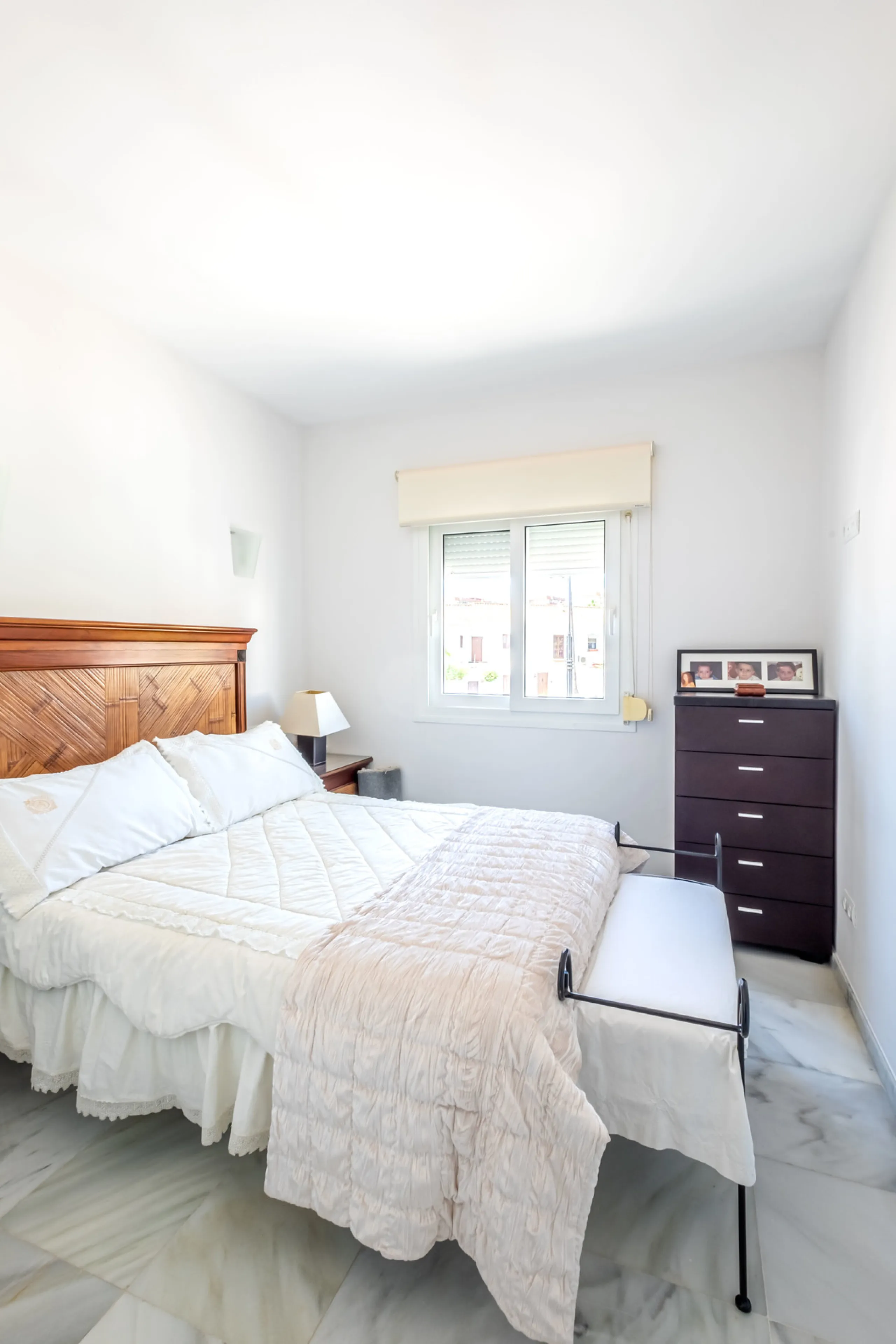 House - Townhouse в продаже в Fuengirola, Málaga. В доме 4 спален и 4 ванных комнат. Площадь дома 285 м²