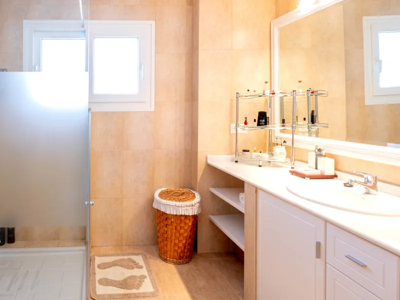 House - Townhouse в продаже в Fuengirola, Málaga. В доме 4 спален и 4 ванных комнат. Площадь дома 285 м²