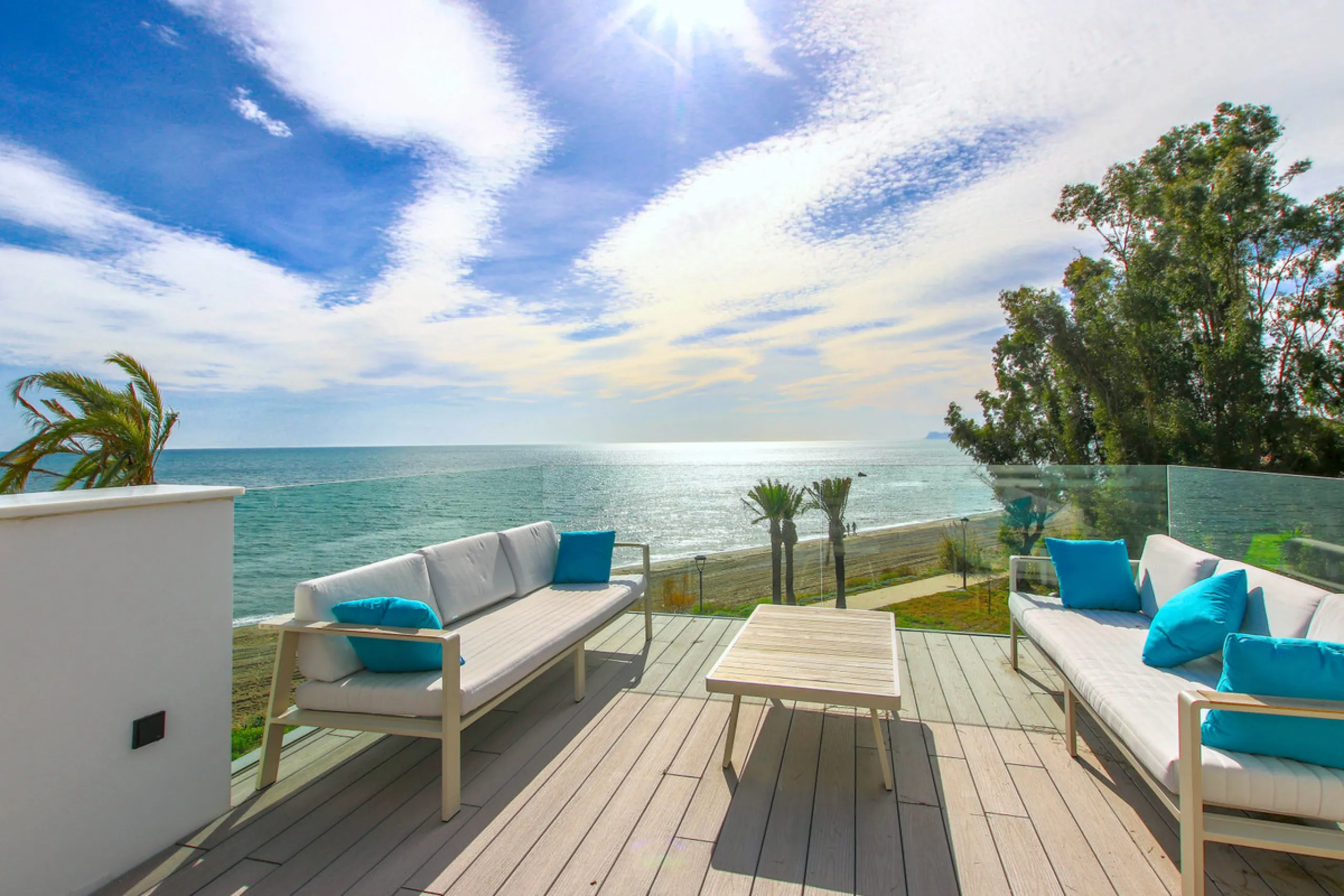 Experience luxury coastal living at The Islands, Estepona, an exclusive first-line beach urbanization offering direct access to the Mediterranean. This prestigious residential community combines modern architecture with elegant design, providing the perfe