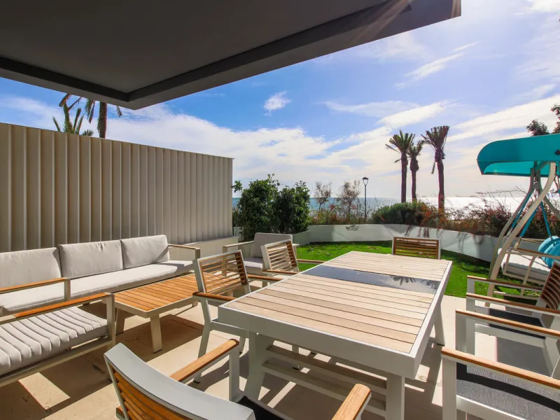 Experience luxury coastal living at The Islands, Estepona, an exclusive first-line beach urbanization offering direct access to the Mediterranean. This prestigious residential community combines modern architecture with elegant design, providing the perfe