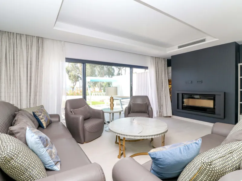 Experience luxury coastal living at The Islands, Estepona, an exclusive first-line beach urbanization offering direct access to the Mediterranean. This prestigious residential community combines modern architecture with elegant design, providing the perfe
