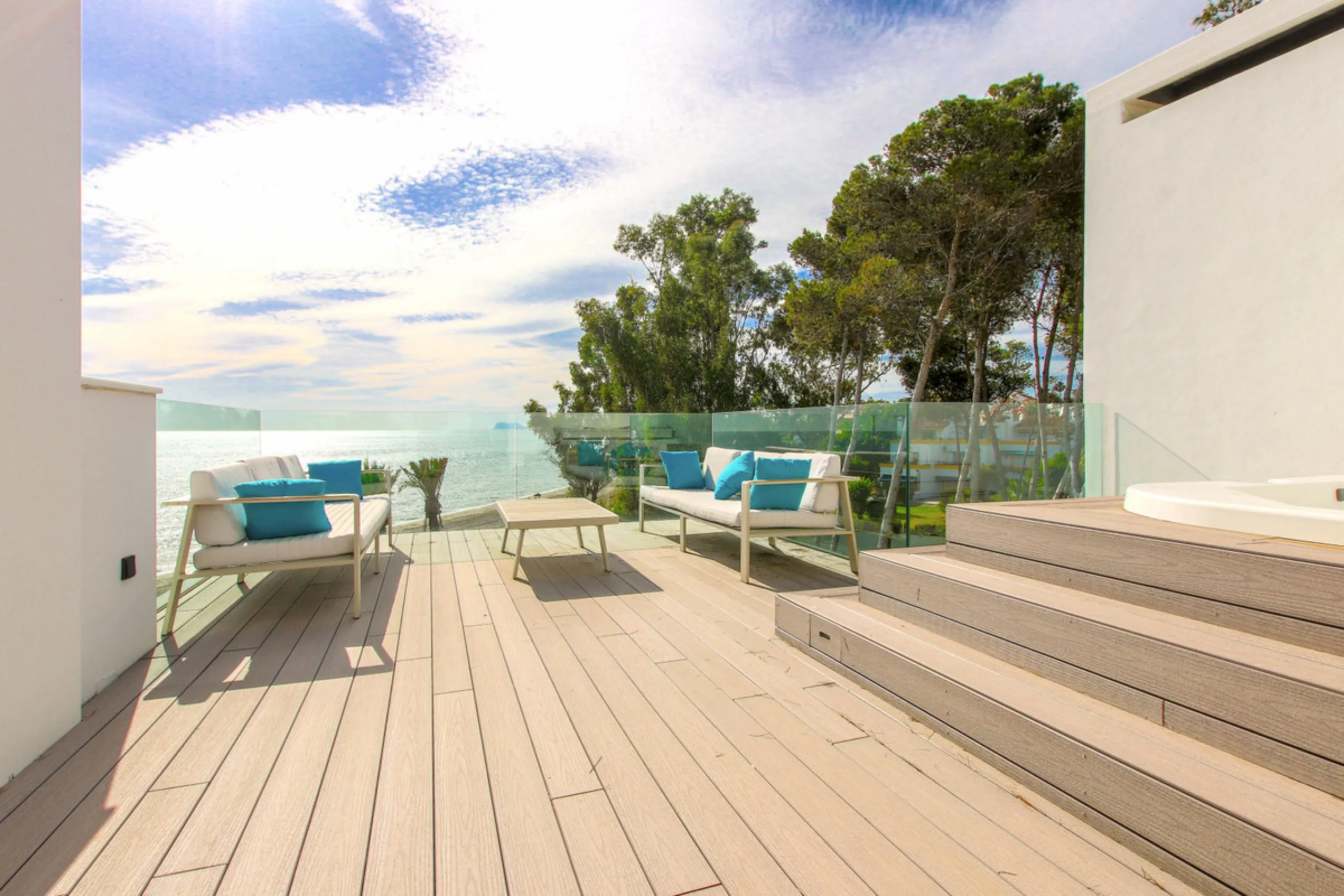 Experience luxury coastal living at The Islands, Estepona, an exclusive first-line beach urbanization offering direct access to the Mediterranean. This prestigious residential community combines modern architecture with elegant design, providing the perfe