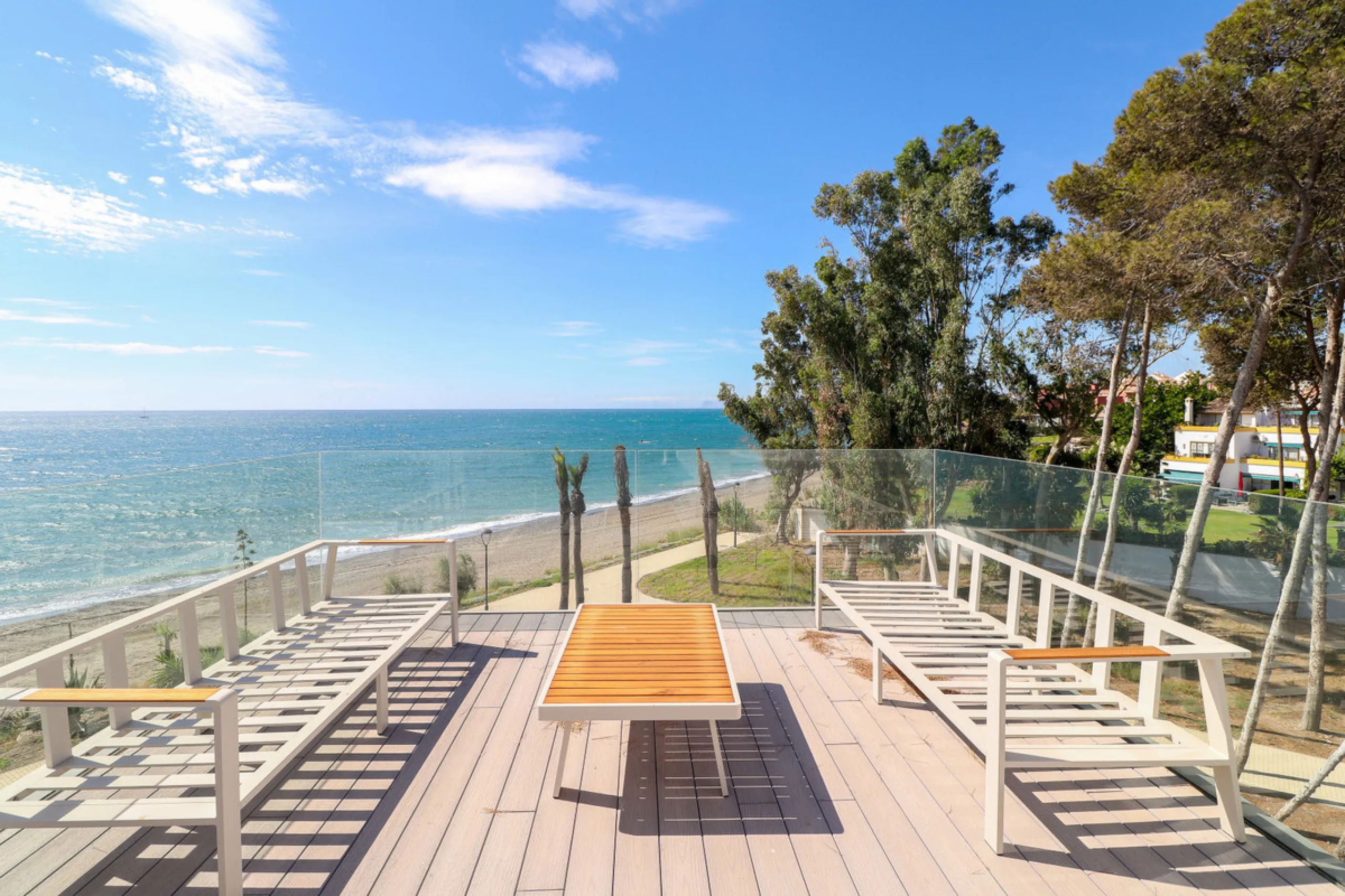 Experience luxury coastal living at The Islands, Estepona, an exclusive first-line beach urbanization offering direct access to the Mediterranean. This prestigious residential community combines modern architecture with elegant design, providing the perfe