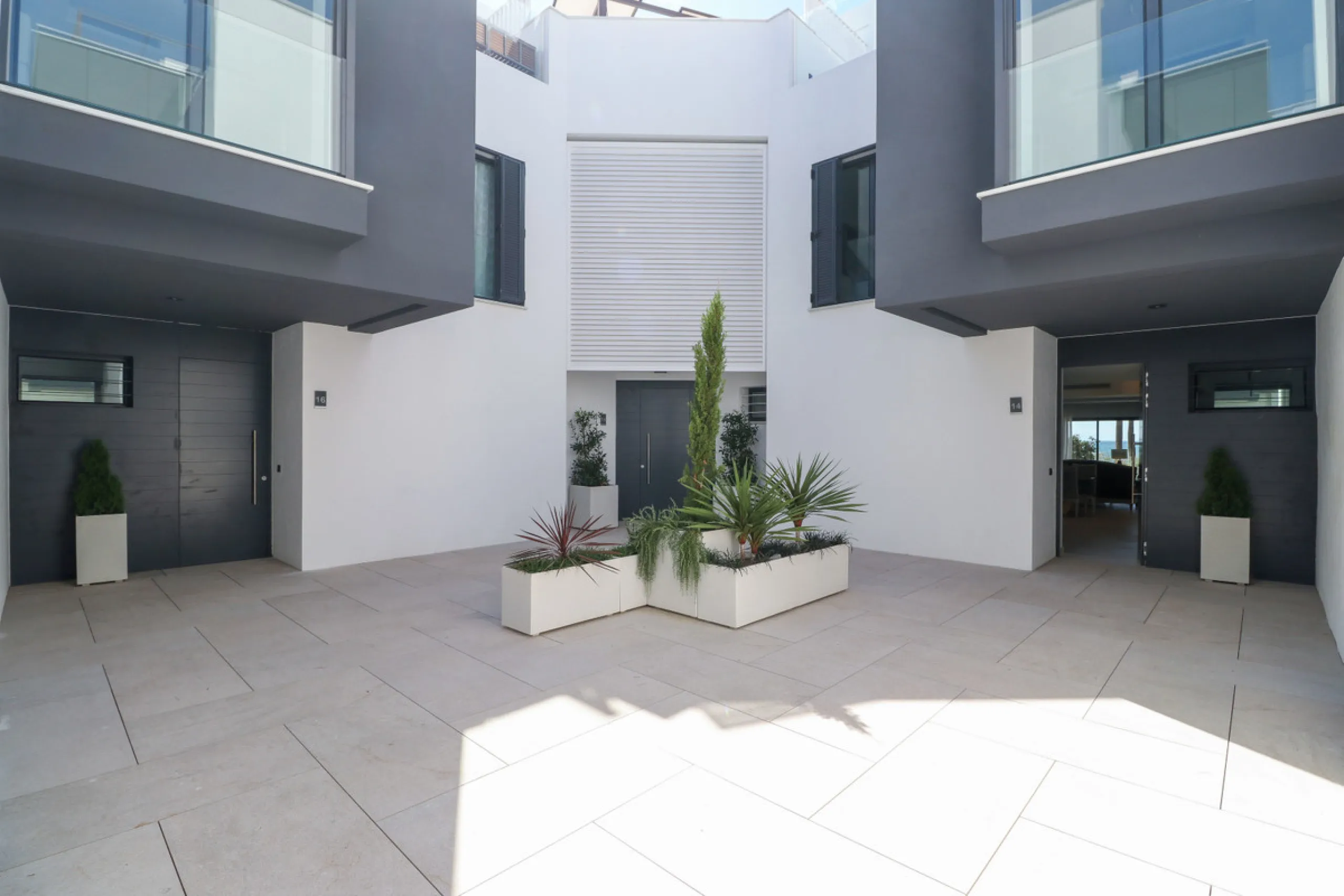 Experience luxury coastal living at The Islands, Estepona, an exclusive first-line beach urbanization offering direct access to the Mediterranean. This prestigious residential community combines modern architecture with elegant design, providing the perfe