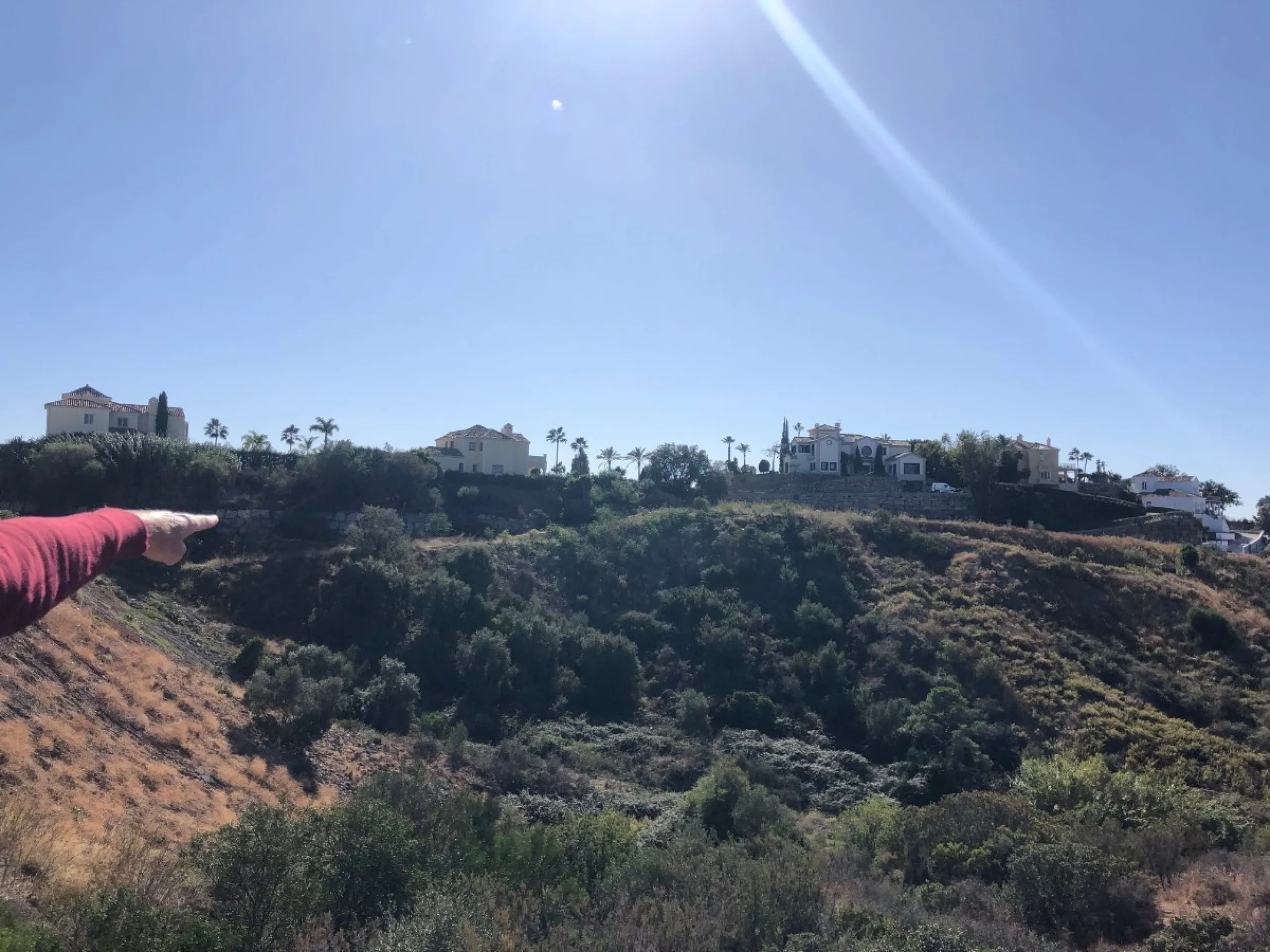 Plot - Residential Plot в продаже в Estepona, Málaga. Площадь участка 4281 м²