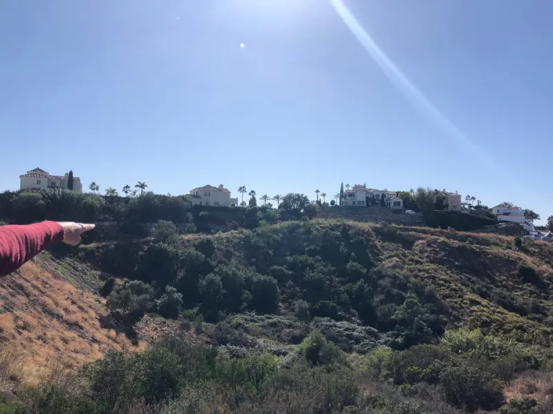 Plot - Residential Plot в продаже в Estepona, Málaga. Площадь участка 4281 м²