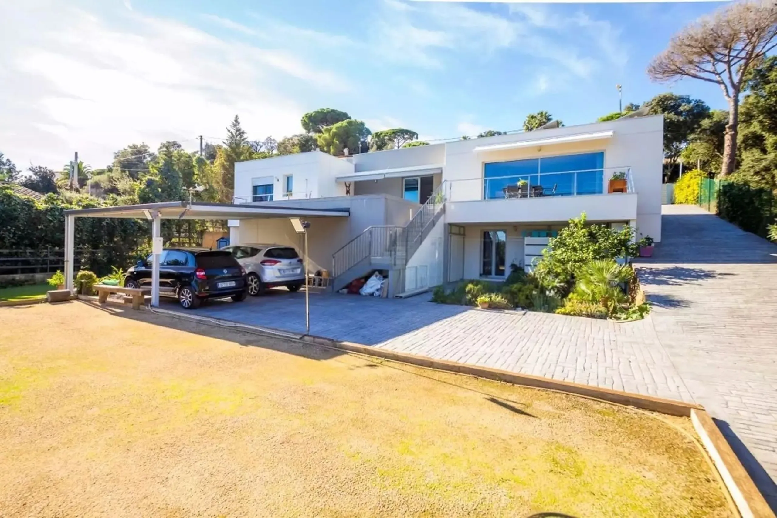 Moderna villa con piscina en Platja d’Aro – Costa Brava