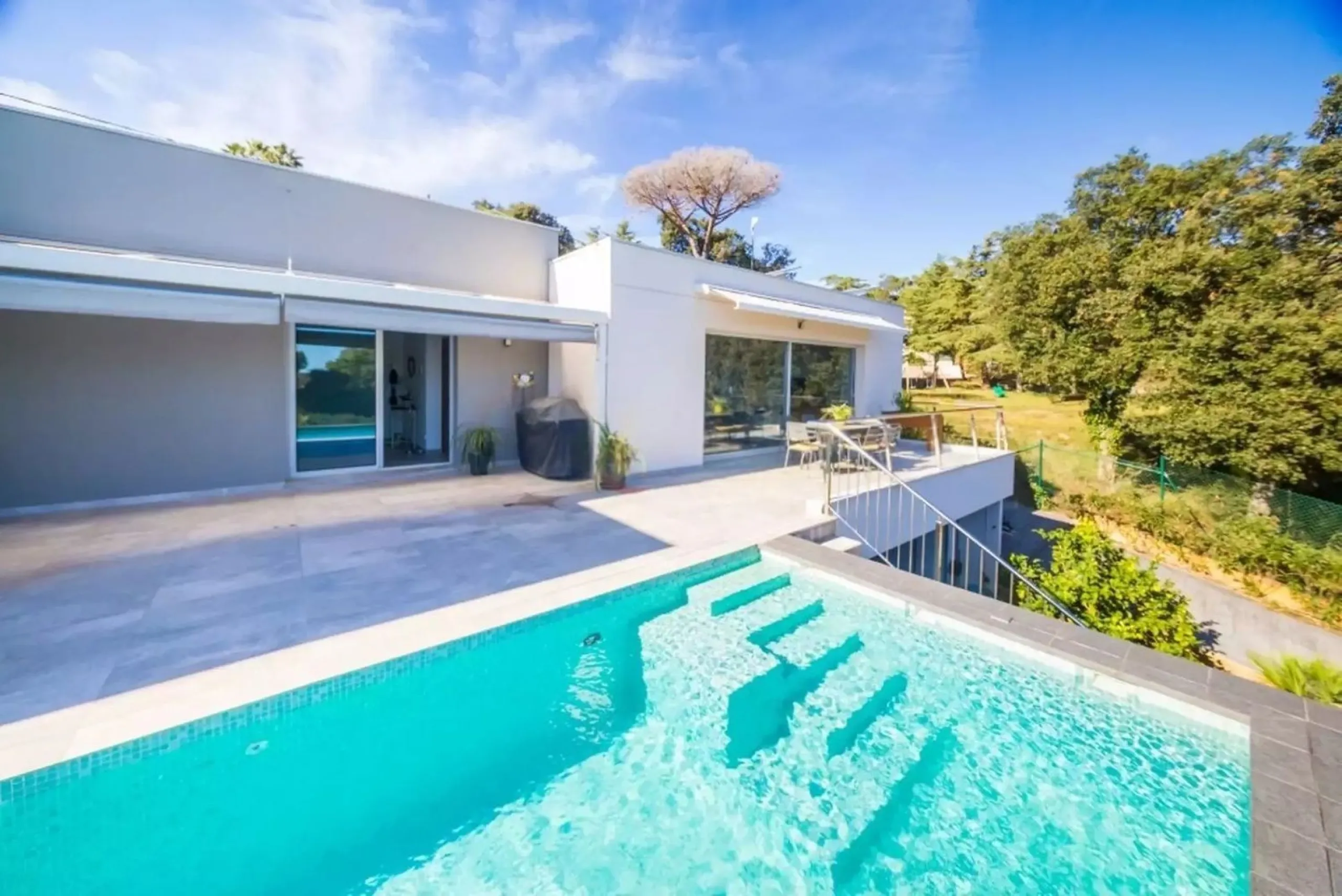 Moderna villa con piscina en Platja d’Aro – Costa Brava