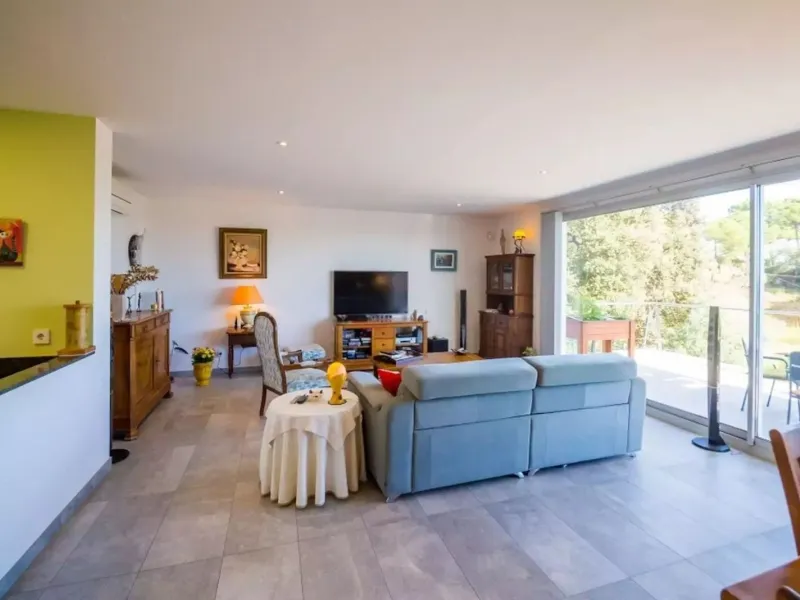 Moderna villa con piscina en Platja d’Aro – Costa Brava