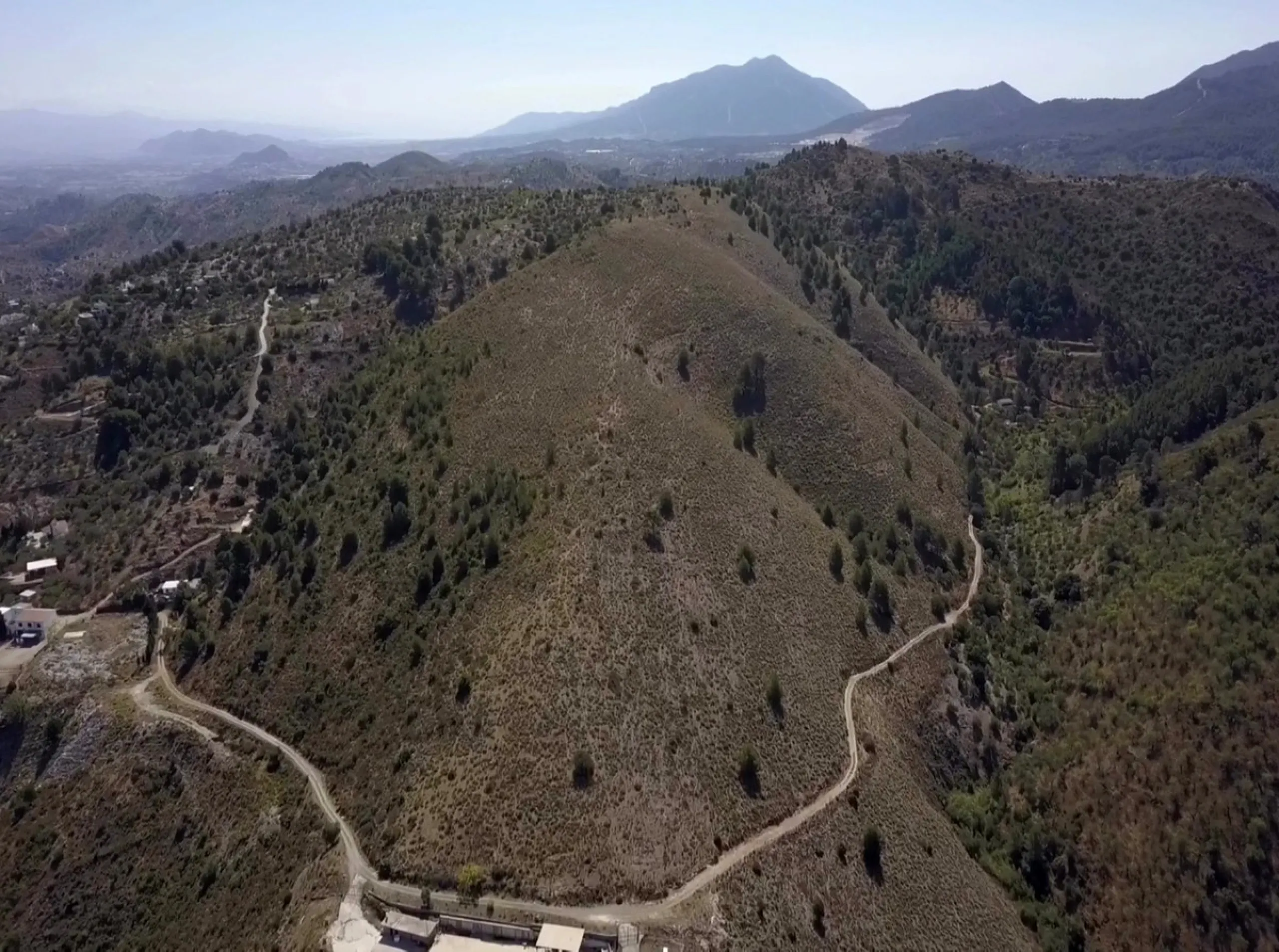 Plot - Land в продаже в Guaro, Málaga. Площадь участка 158000 м²