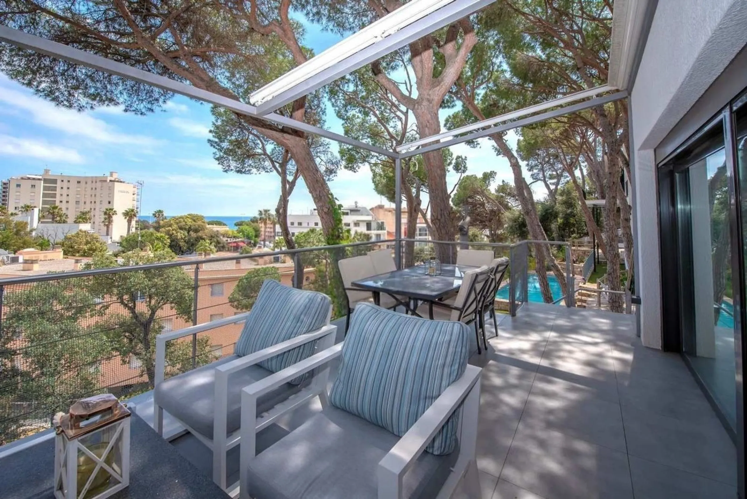 Modern renovated villa with sea views and tourist license in Platja d’Aro