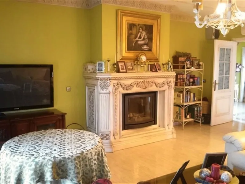 Luxury Villa for Sale in Mijas Costa – 1,000m² of Pure Costa del Sol Lifestyle