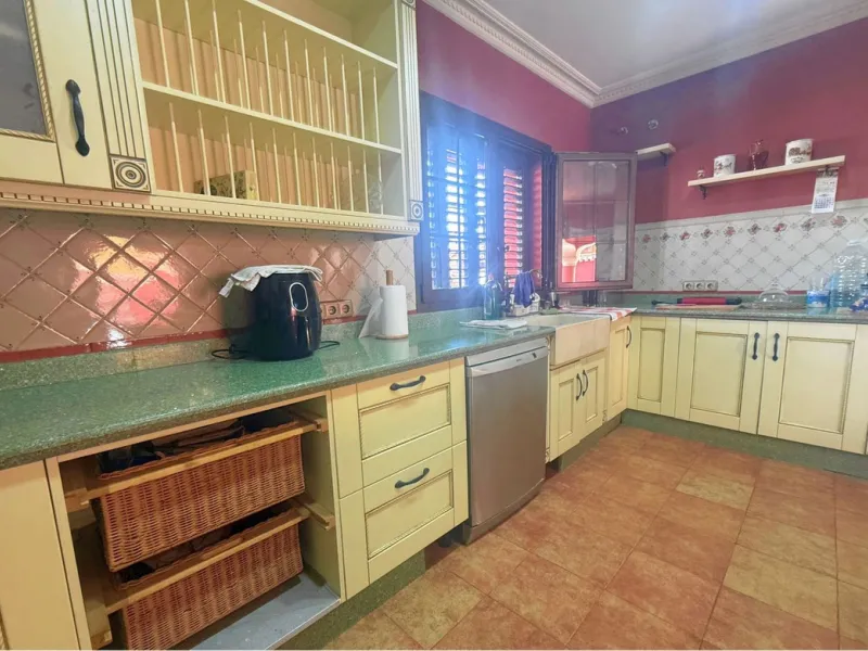 Luxury Villa for Sale in Mijas Costa – 1,000m² of Pure Costa del Sol Lifestyle