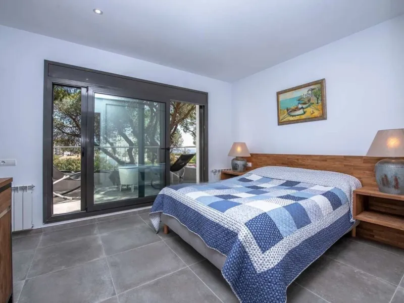 Modern renovated villa with sea views and tourist license in Platja d’Aro