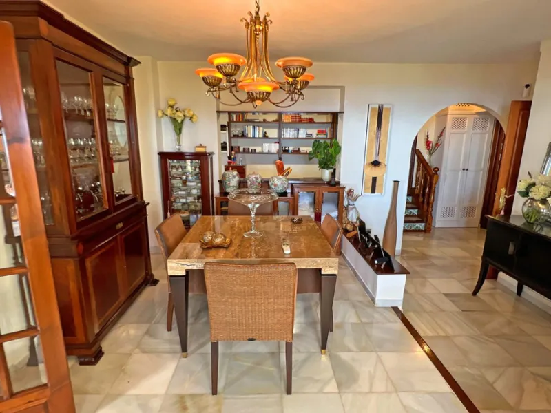 Are you looking for a dream home in the center of Mijas Pueblo? Then this 366m2 villa is perfect for you!