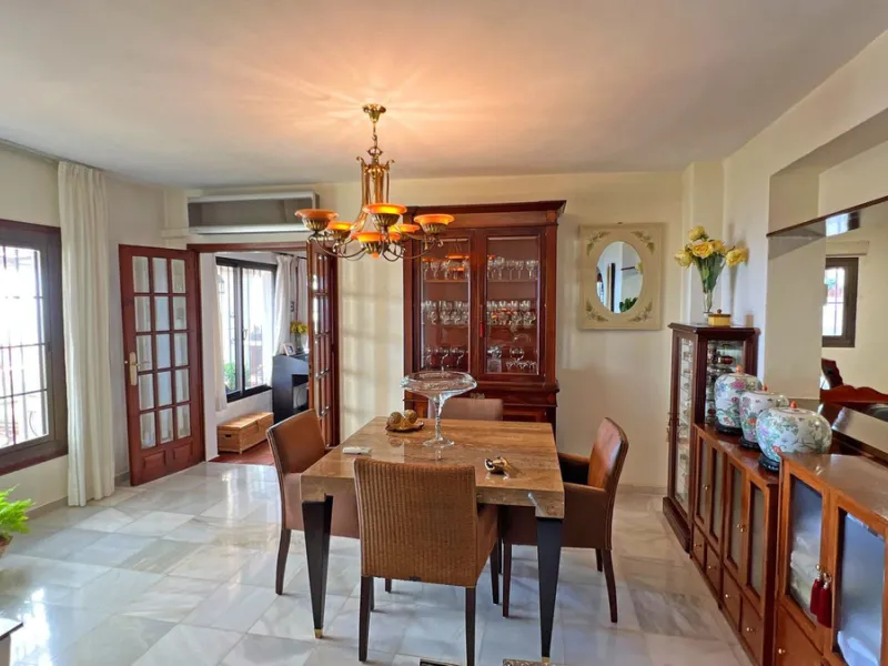 Are you looking for a dream home in the center of Mijas Pueblo? Then this 366m2 villa is perfect for you!