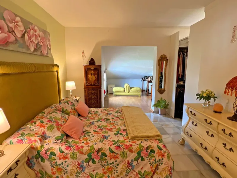 Are you looking for a dream home in the center of Mijas Pueblo? Then this 366m2 villa is perfect for you!