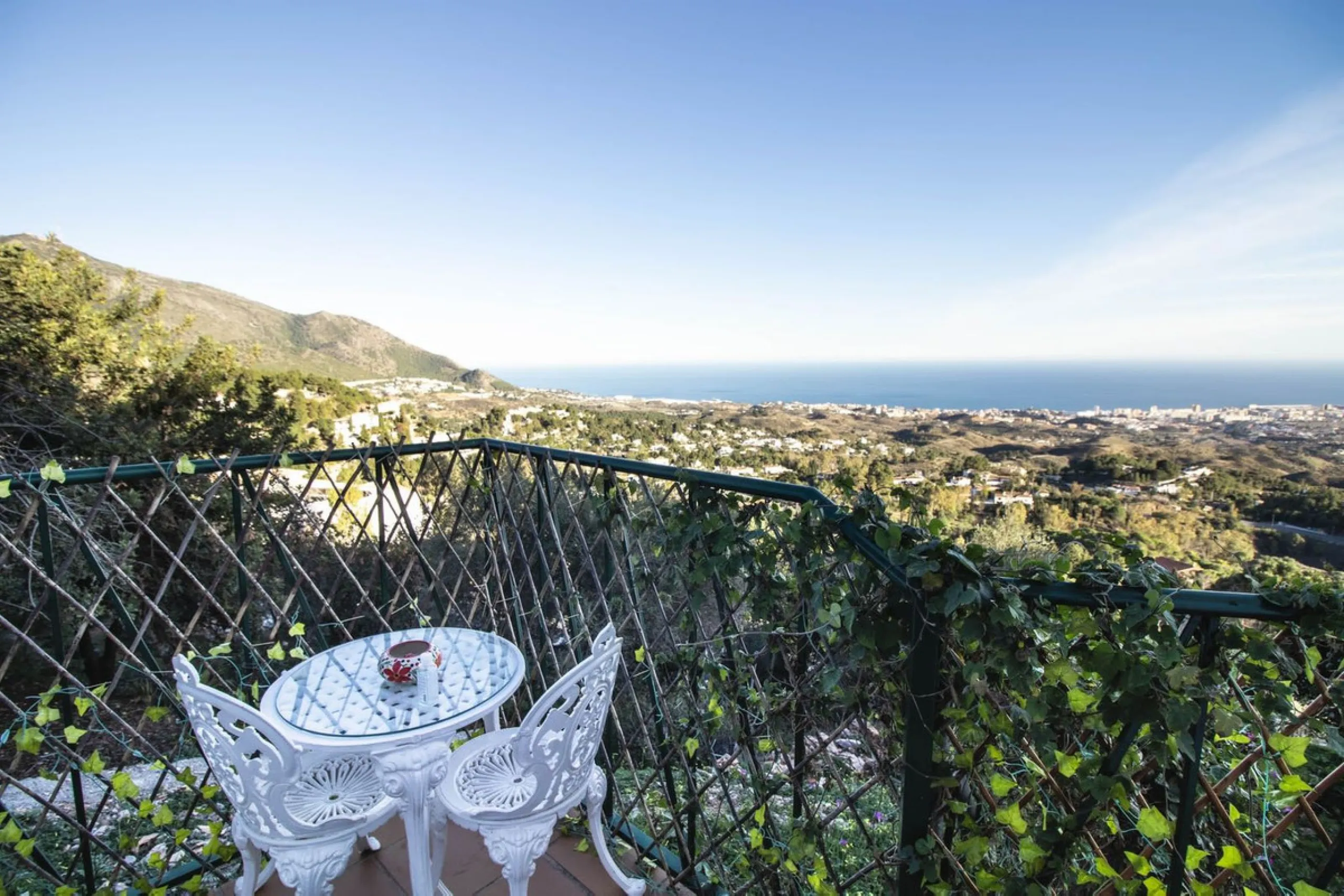 Are you looking for a dream home in the center of Mijas Pueblo? Then this 366m2 villa is perfect for you!