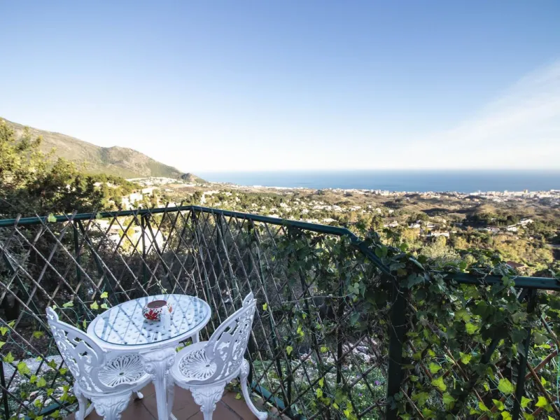 Are you looking for a dream home in the center of Mijas Pueblo? Then this 366m2 villa is perfect for you!