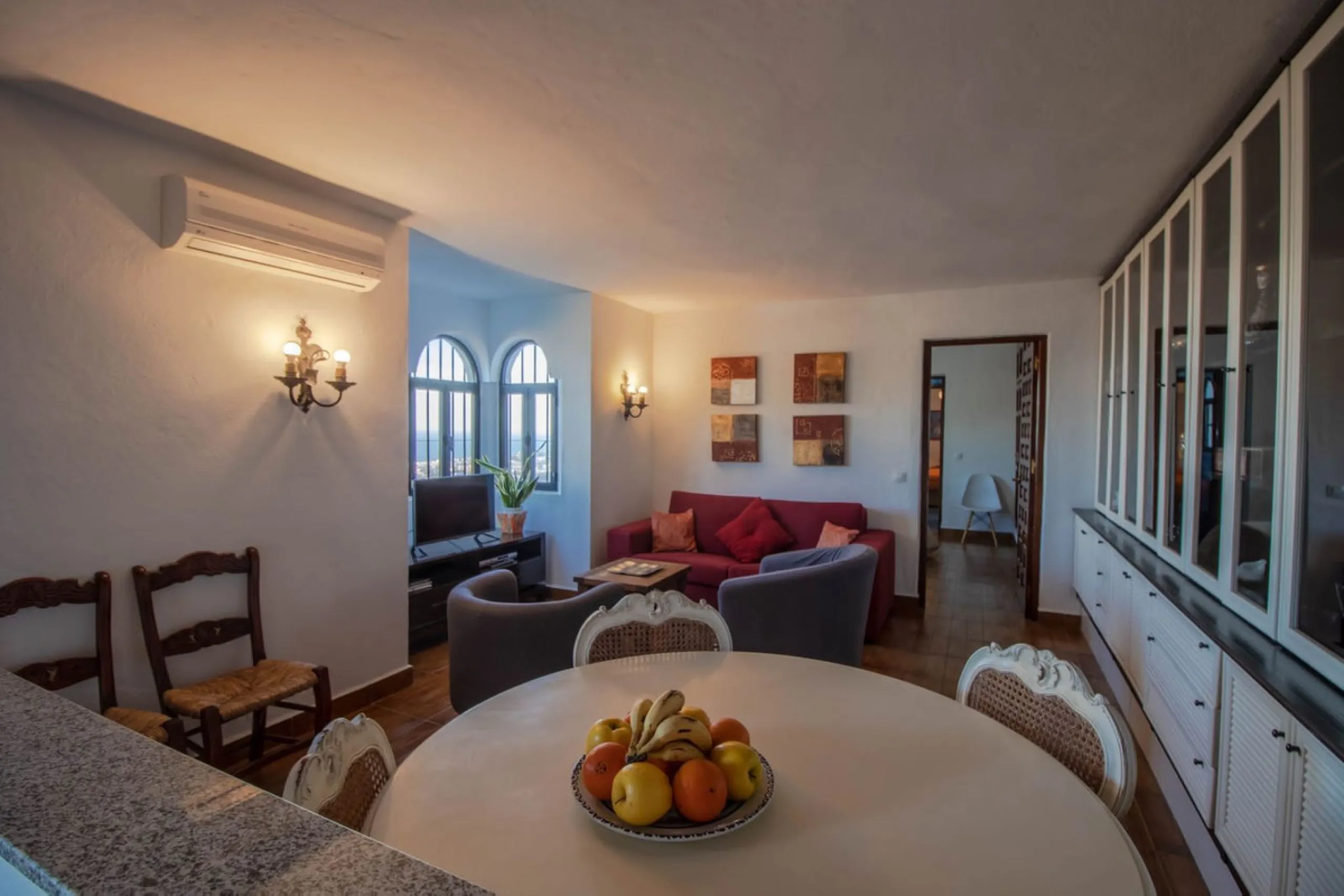 Are you looking for a dream home in the center of Mijas Pueblo? Then this 366m2 villa is perfect for you!