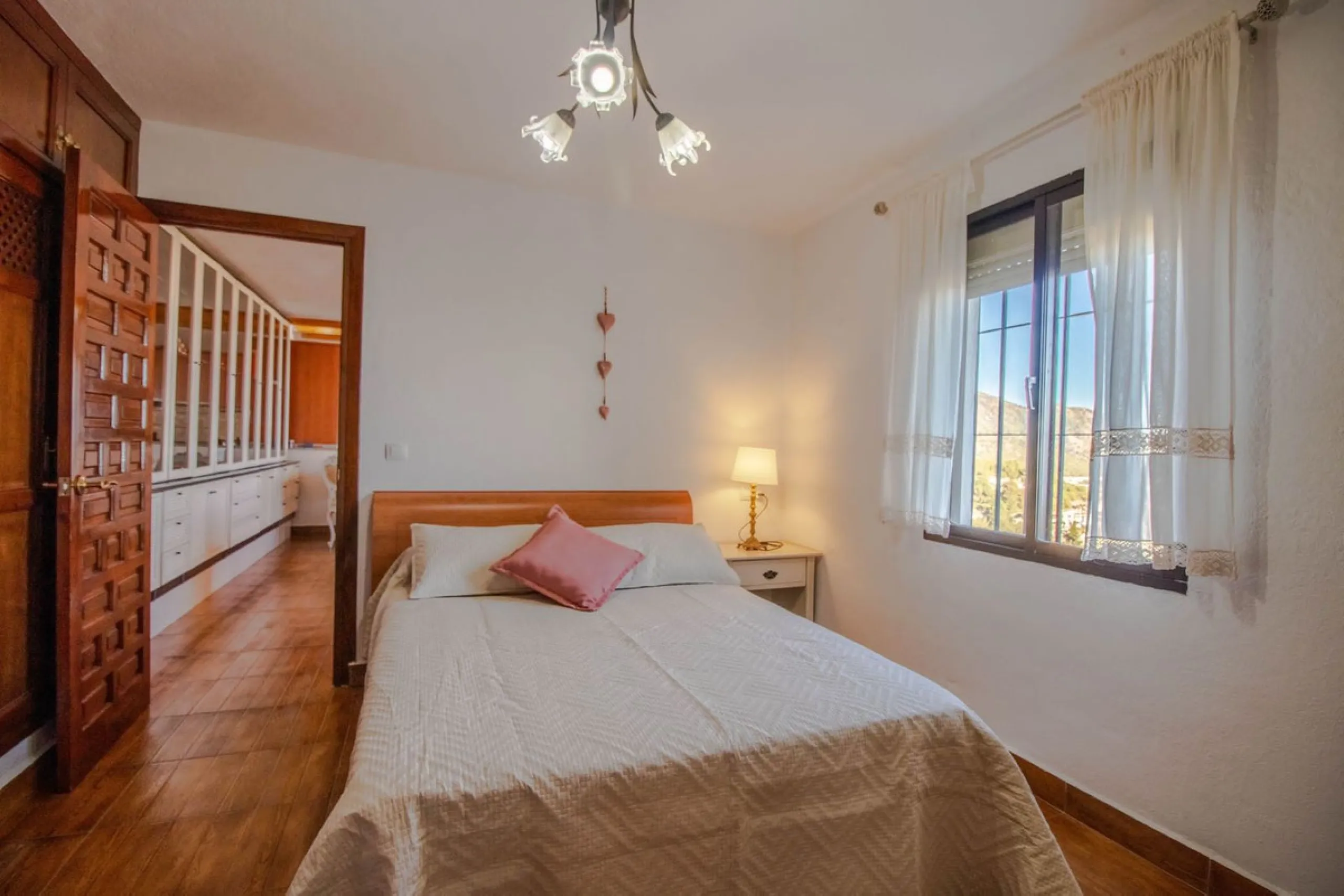 Are you looking for a dream home in the center of Mijas Pueblo? Then this 366m2 villa is perfect for you!