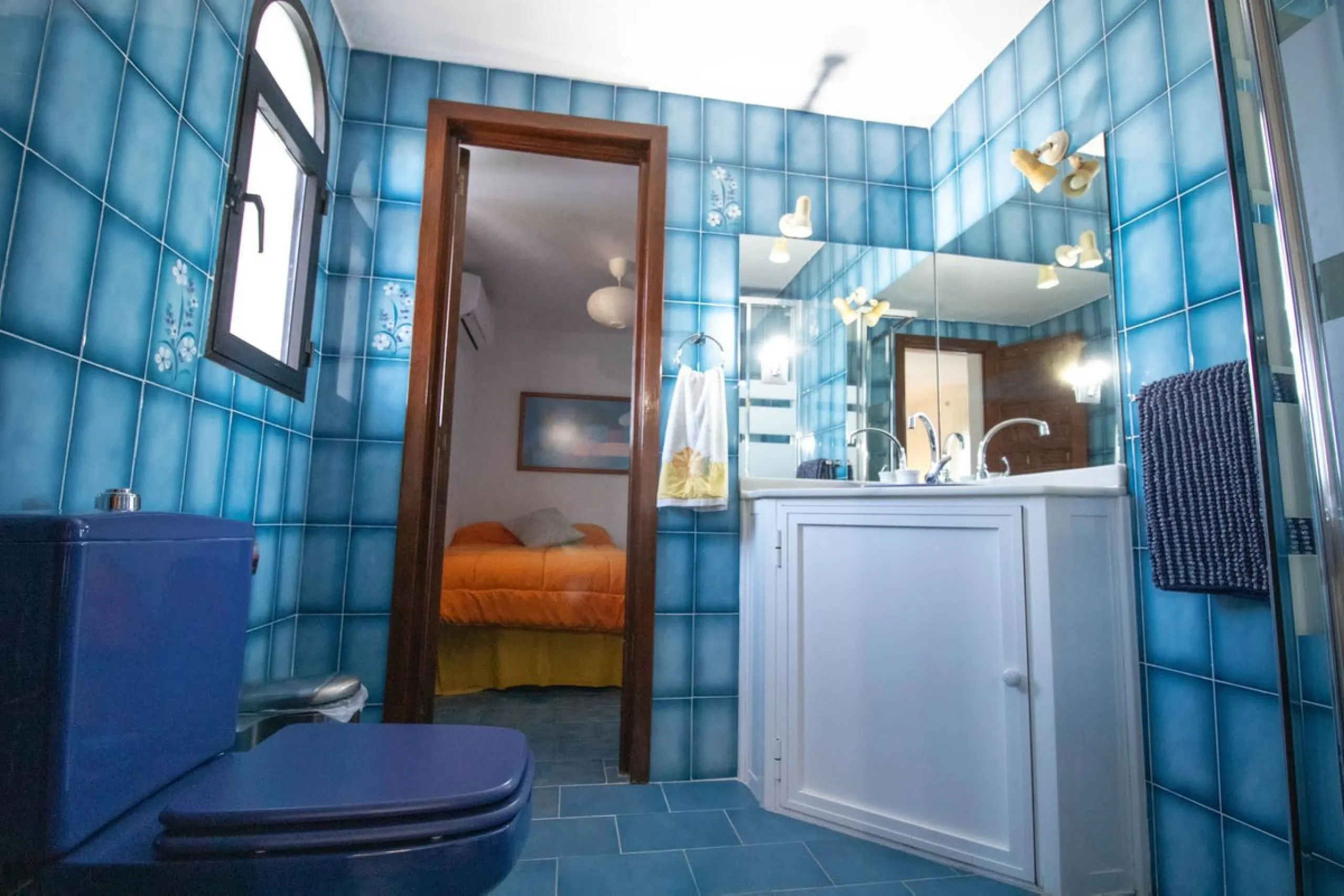 Are you looking for a dream home in the center of Mijas Pueblo? Then this 366m2 villa is perfect for you!