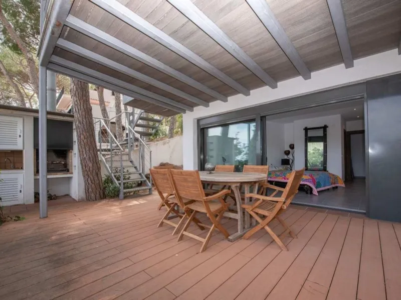 Modern renovated villa with sea views and tourist license in Platja d’Aro