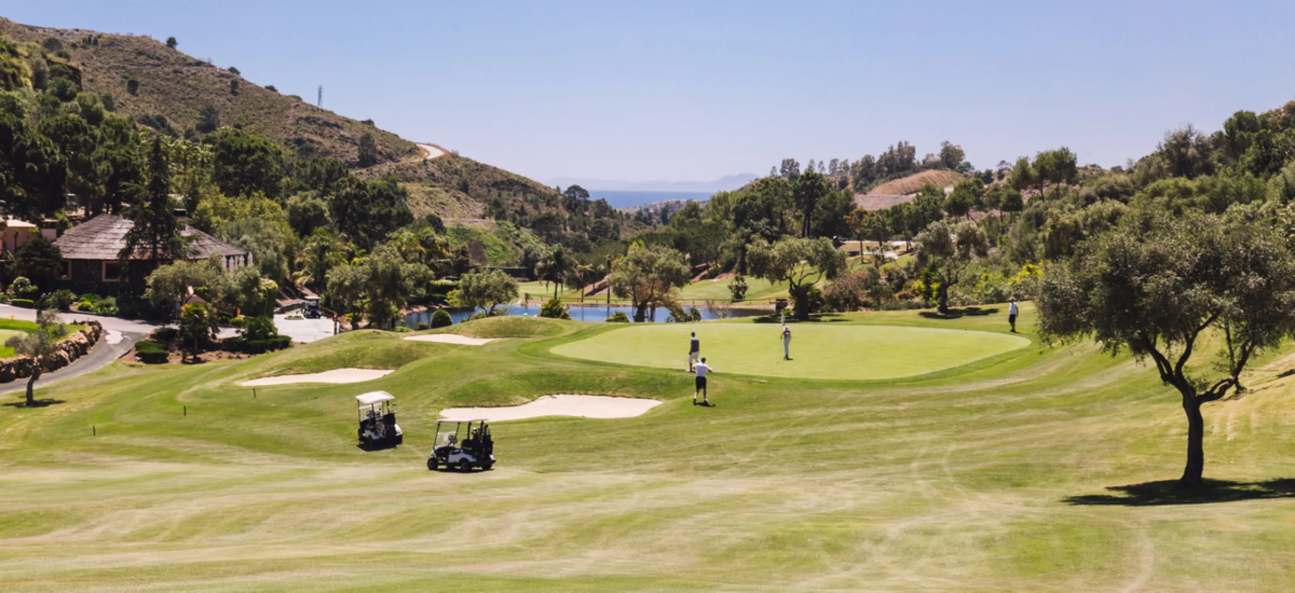 Beautiful 4.196 m2 plot for sale in the exclusive Marbella Club Golf Resort and Equestrian Center. The plot´s building allowance is about 10.6% meaning nearly 450 m2 in up to two floors plus terraces and basement (most likely with views due to the slope).
