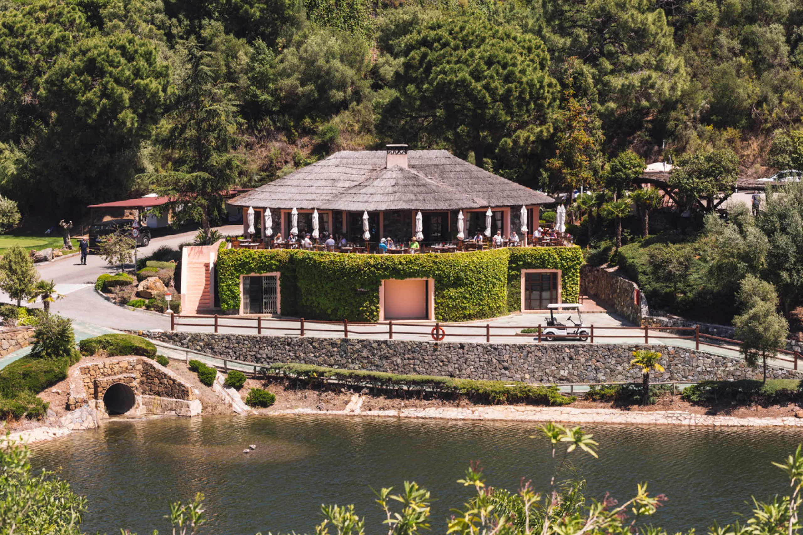 Beautiful 4.196 m2 plot for sale in the exclusive Marbella Club Golf Resort and Equestrian Center. The plot´s building allowance is about 10.6% meaning nearly 450 m2 in up to two floors plus terraces and basement (most likely with views due to the slope).
