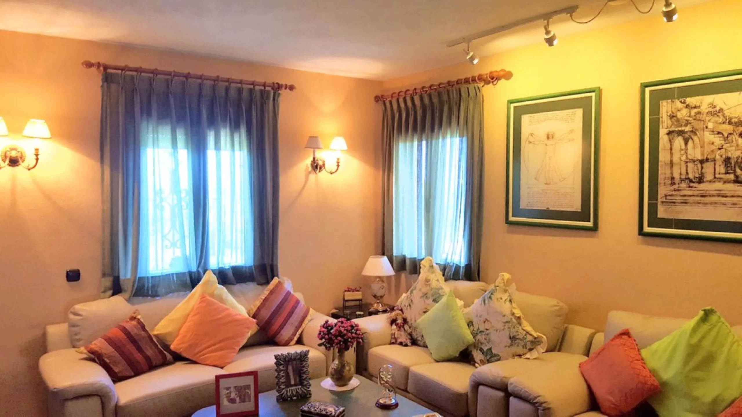 FANTASTIC VILLA OF HIGH ARCHITECTURAL LEVEL, on three floors with impressive panoramic views of the Mediterranean Sea and the mountains. Very exceptional details, such as its own winery, private tennis court, swimming pool with waterfall, park-like garden