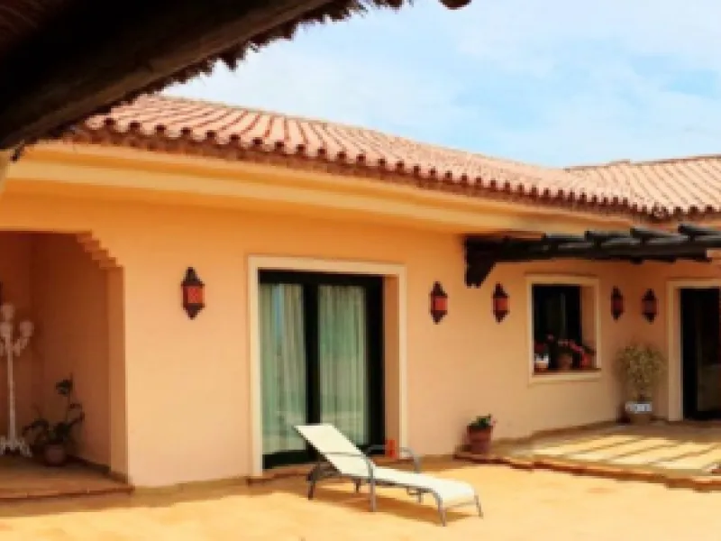 FANTASTIC VILLA OF HIGH ARCHITECTURAL LEVEL, on three floors with impressive panoramic views of the Mediterranean Sea and the mountains. Very exceptional details, such as its own winery, private tennis court, swimming pool with waterfall, park-like garden