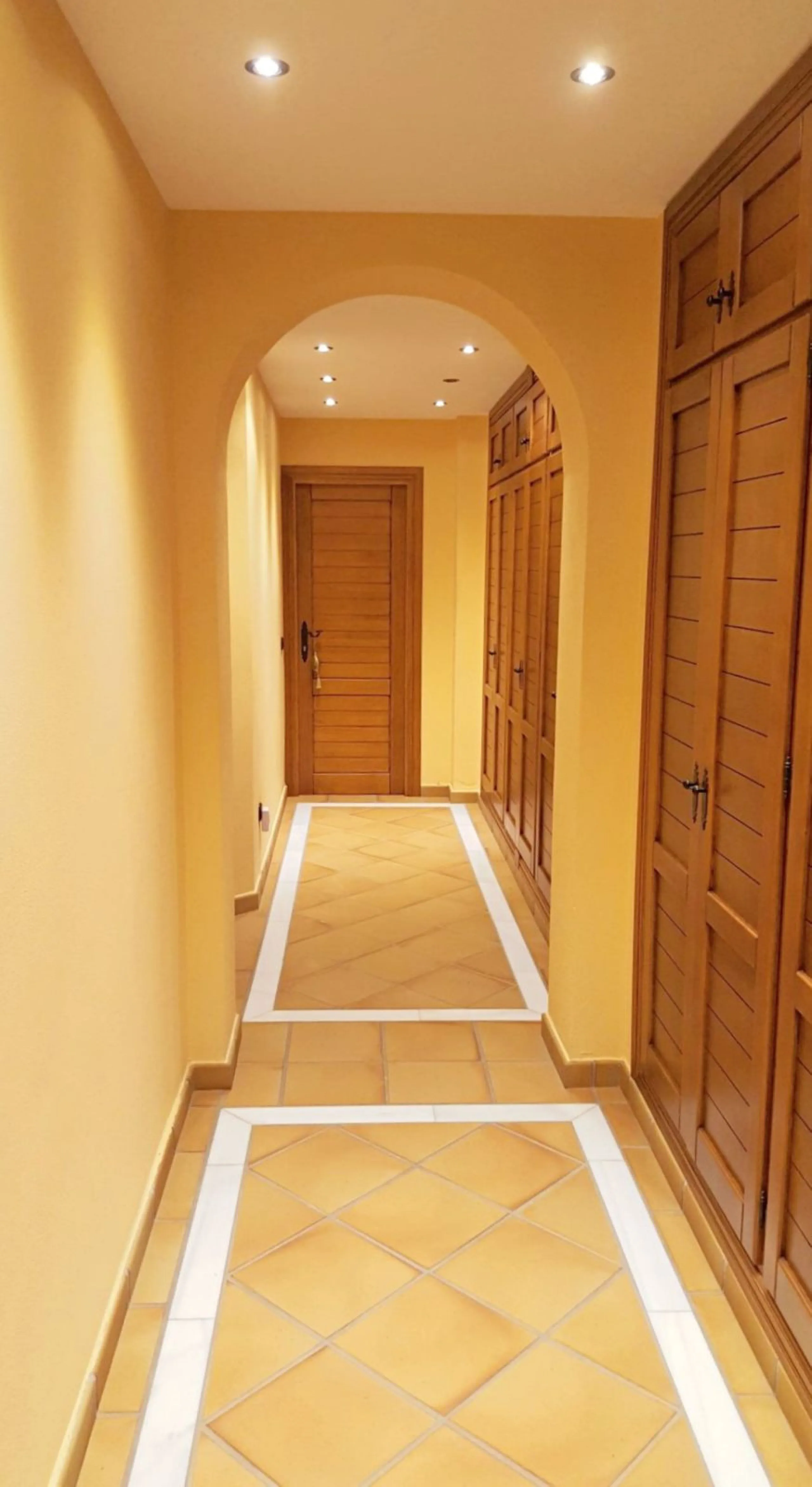 FANTASTIC VILLA OF HIGH ARCHITECTURAL LEVEL, on three floors with impressive panoramic views of the Mediterranean Sea and the mountains. Very exceptional details, such as its own winery, private tennis court, swimming pool with waterfall, park-like garden