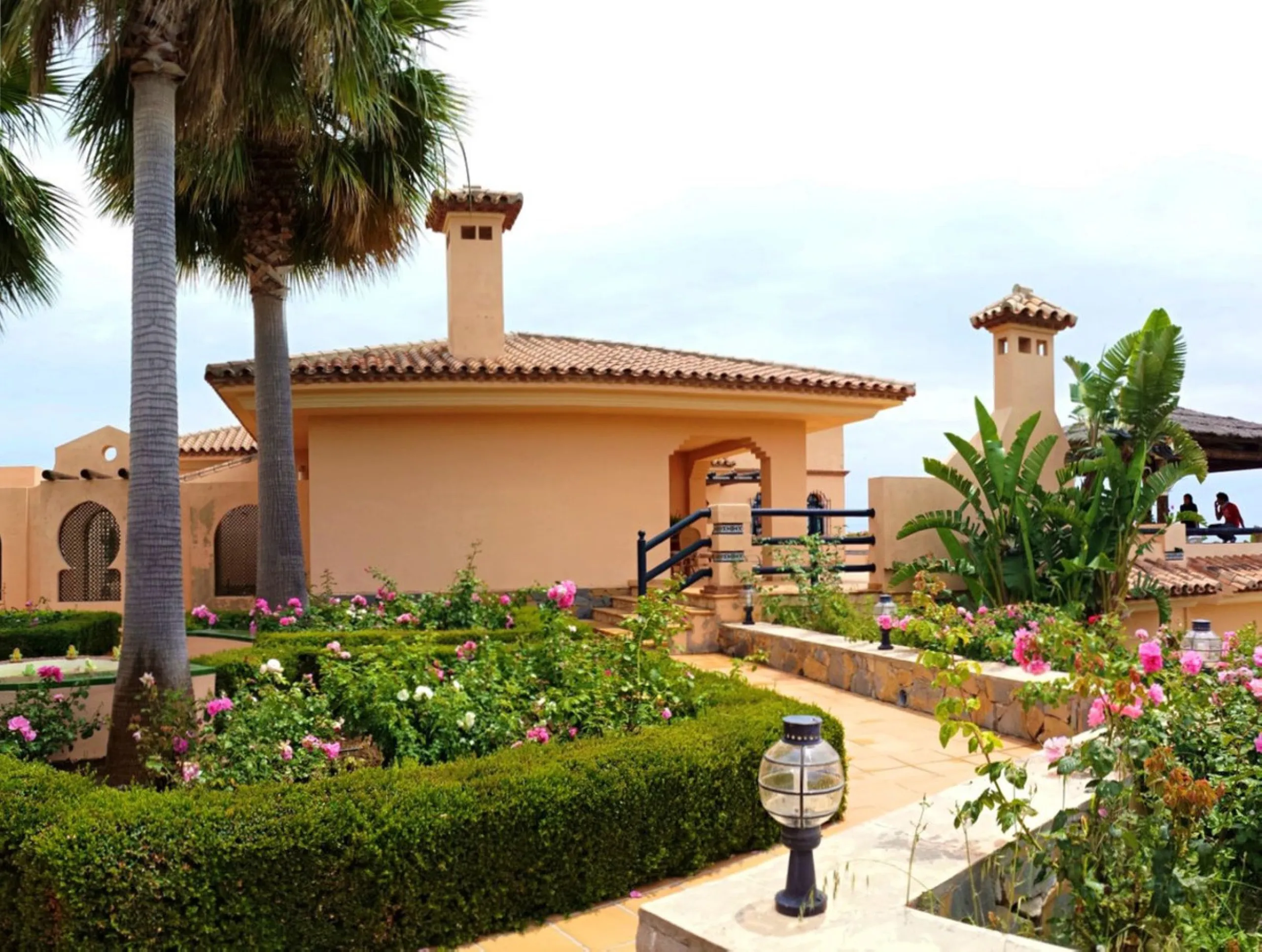 FANTASTIC VILLA OF HIGH ARCHITECTURAL LEVEL, on three floors with impressive panoramic views of the Mediterranean Sea and the mountains. Very exceptional details, such as its own winery, private tennis court, swimming pool with waterfall, park-like garden