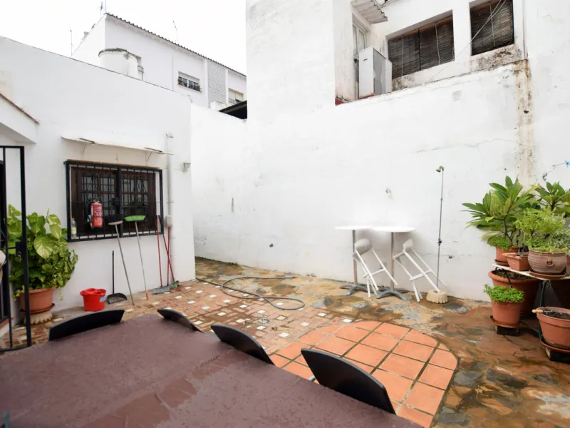 Unique Investment Opportunity – Possible 4-Story Project