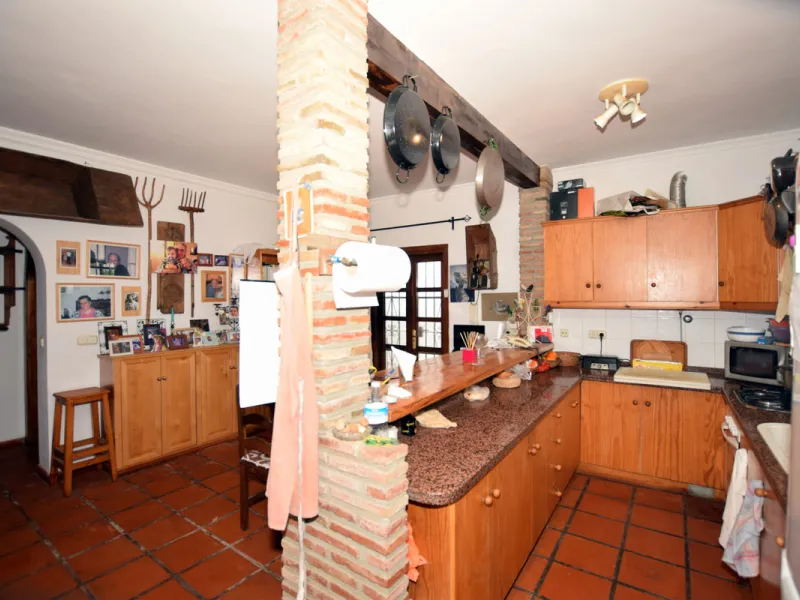 Unique Investment Opportunity – Possible 4-Story Project
