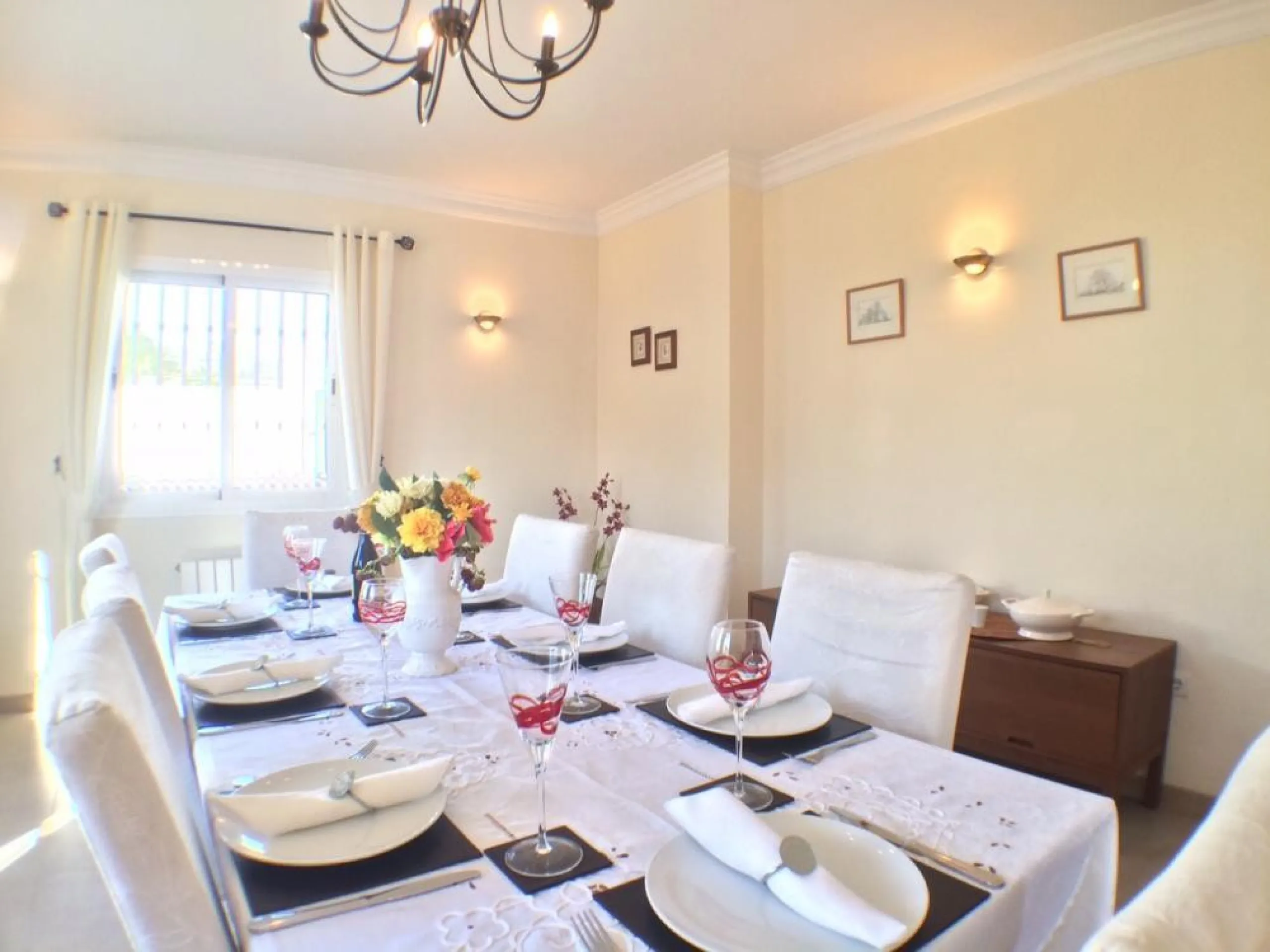 Nestled in the serene and sought-after community of Cortijos San Rafael, just off the Frigiliana road near Nerja, this outstanding detached villa—completed in 2008—offers an exceptional standard of living with stunning panoramic views of both the sea and 