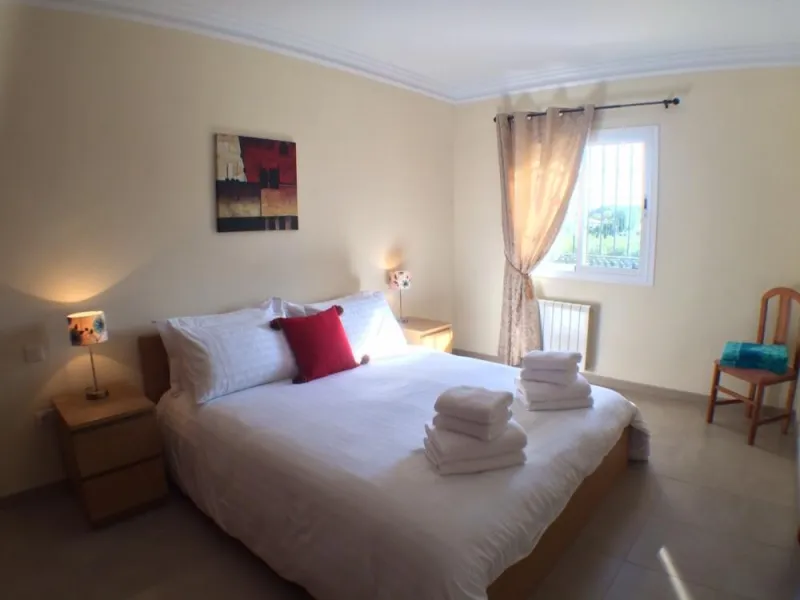 Nestled in the serene and sought-after community of Cortijos San Rafael, just off the Frigiliana road near Nerja, this outstanding detached villa—completed in 2008—offers an exceptional standard of living with stunning panoramic views of both the sea and 