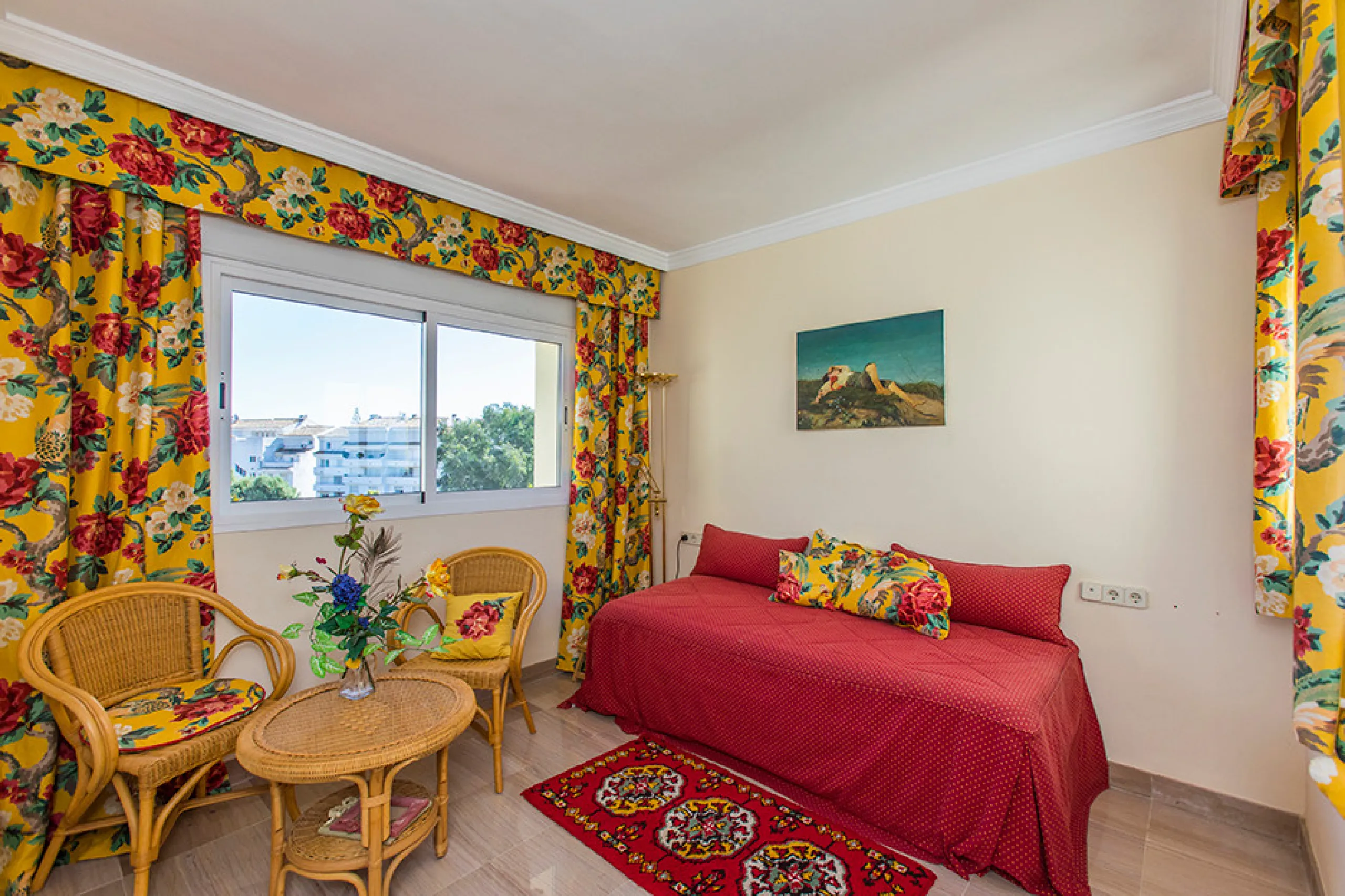 Apartment - Penthouse в продаже в Marbella, Málaga. В доме 3 спален и 3 ванных комнат. Площадь дома 324 м²