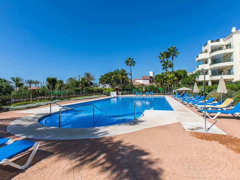 Apartment - Penthouse в продаже в Marbella, Málaga. В доме 3 спален и 3 ванных комнат. Площадь дома 324 м²