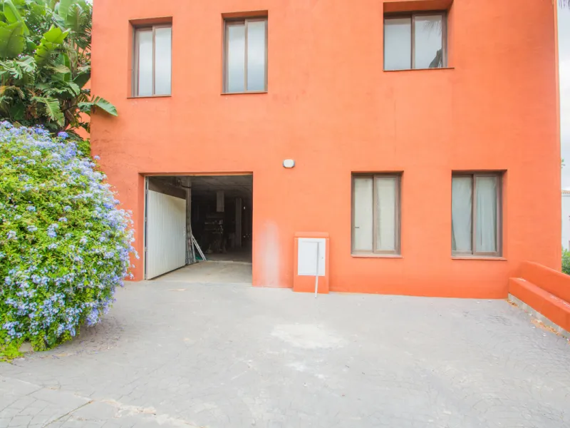 Commercial Premises, La Mairena, Costa del Sol.
