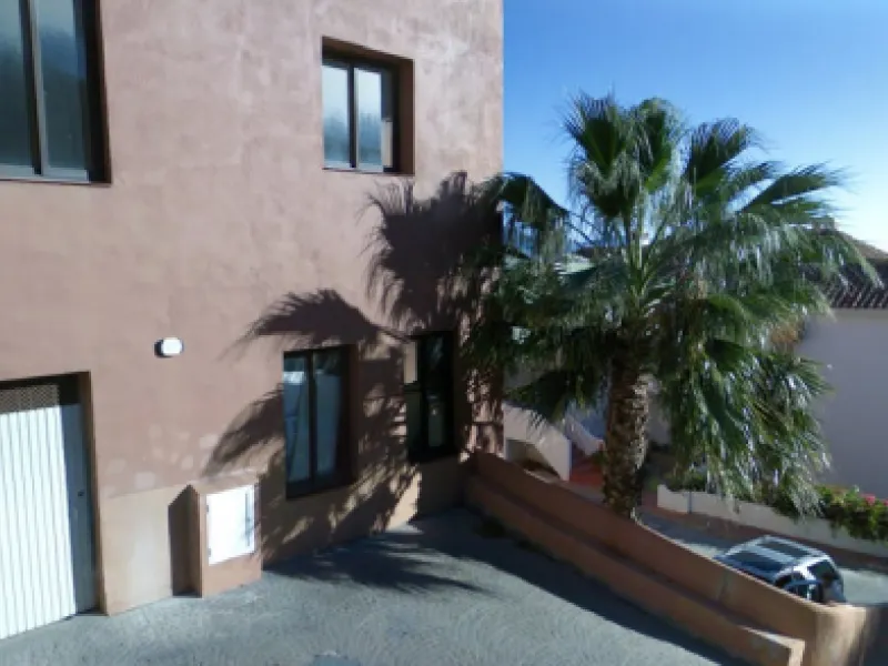 Commercial Premises, La Mairena, Costa del Sol.
